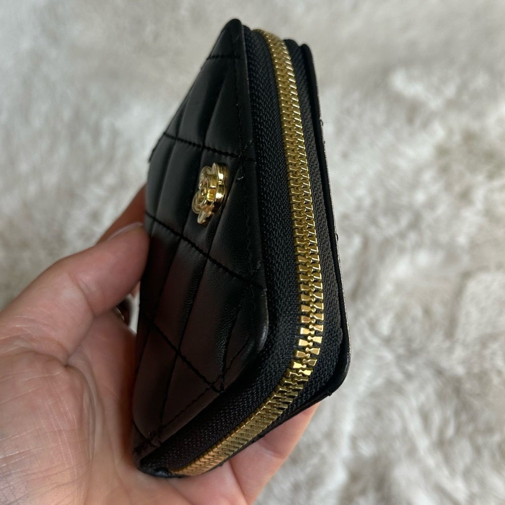 Elegant 2 Piece Black Quilted Women's Bag Set - Picture 12 of 13